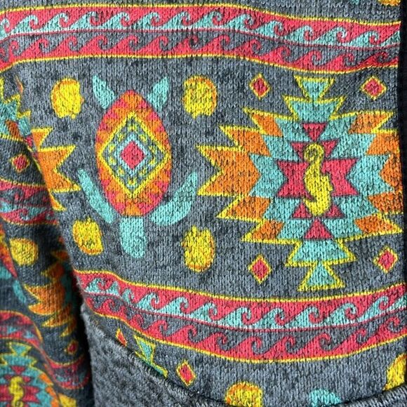 Simply Southern Aztec Pullover Sweatshirt SZ L Unique Warm Quarter Button Top - Picture 6 of 15